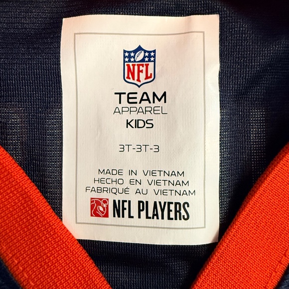 NFL Cubs Shirt - Picture 3 of 3